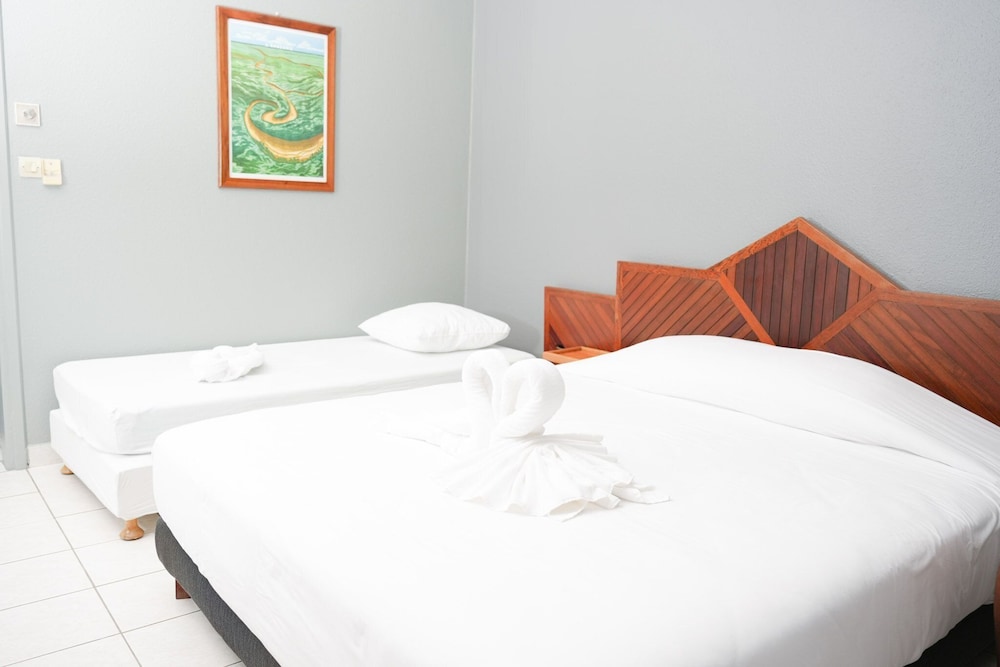 Basic Triple Room
