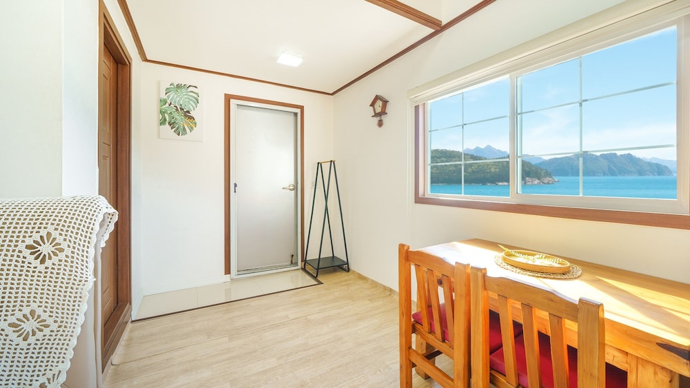Basic Room, 1 Bedroom ([Oceanview]3) photo 2