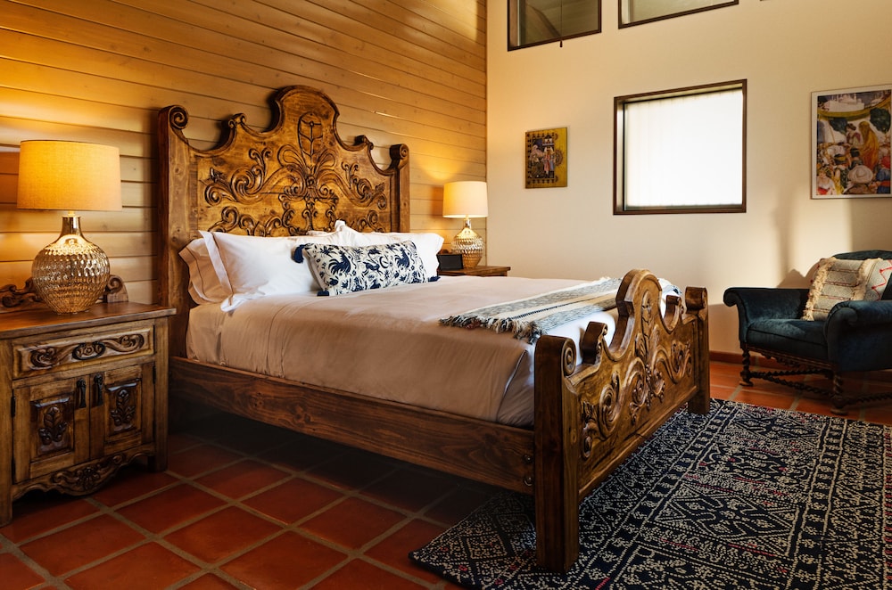 Romantic Studio Suite, 1 King Bed (La Novia) photo 1
