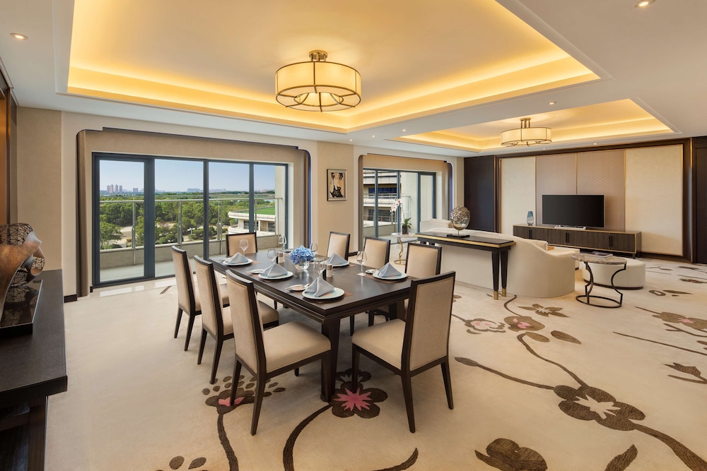 Presidential Suite photo 3