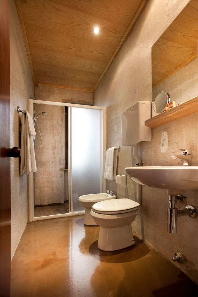 Double Or Twin Room, Balcony, Pool View (Vista Giardino Frontale) photo 3