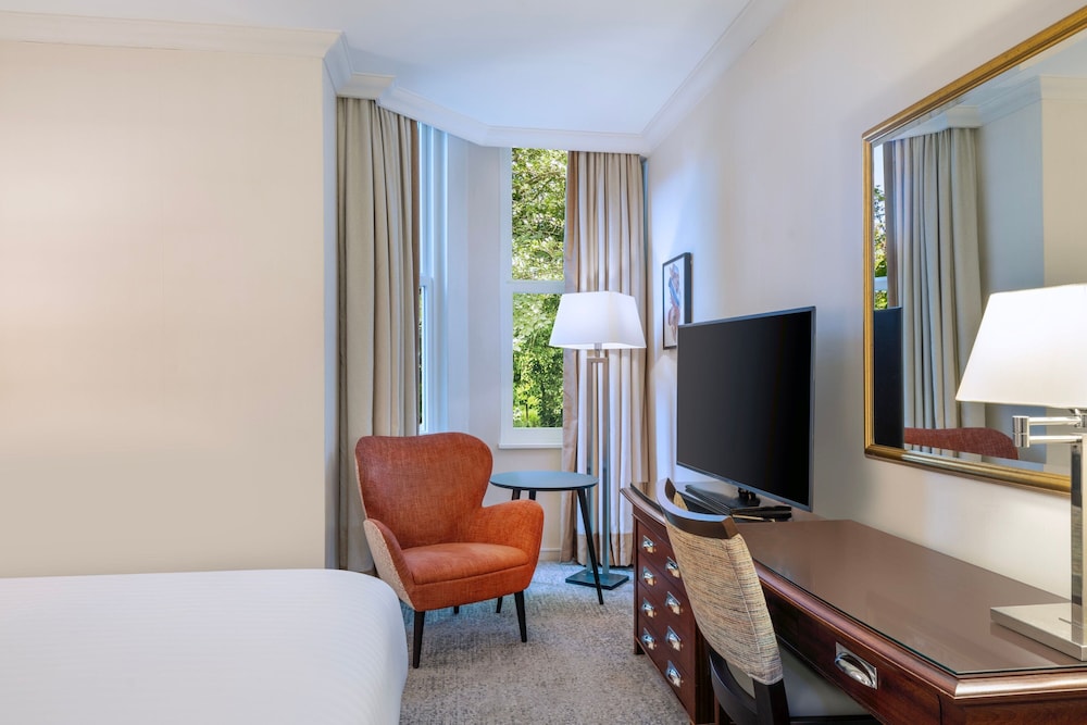 Superior Room, 1 King Bed - Photo 1
