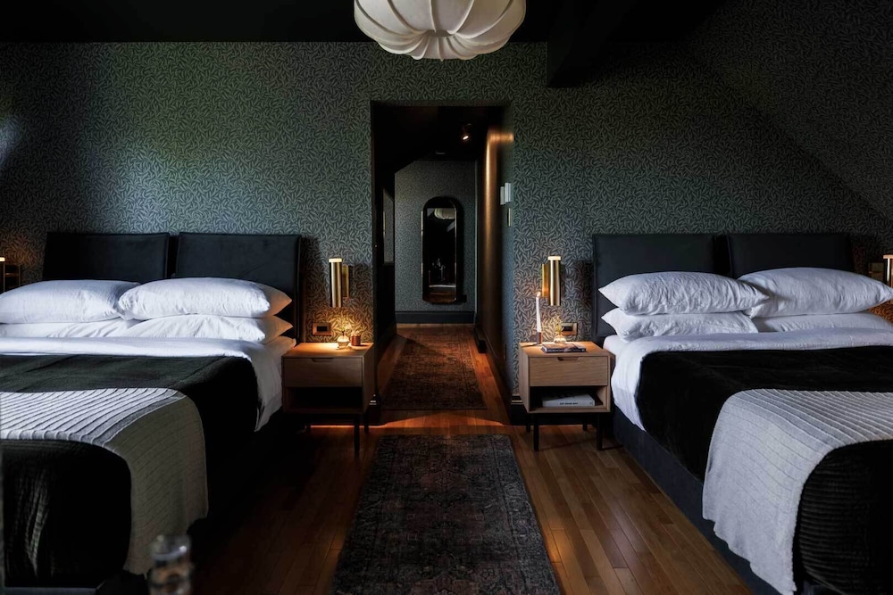 Deluxe Room, 2 Queen Beds
