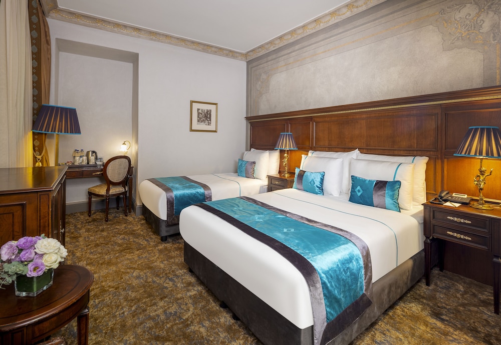 Economy Room