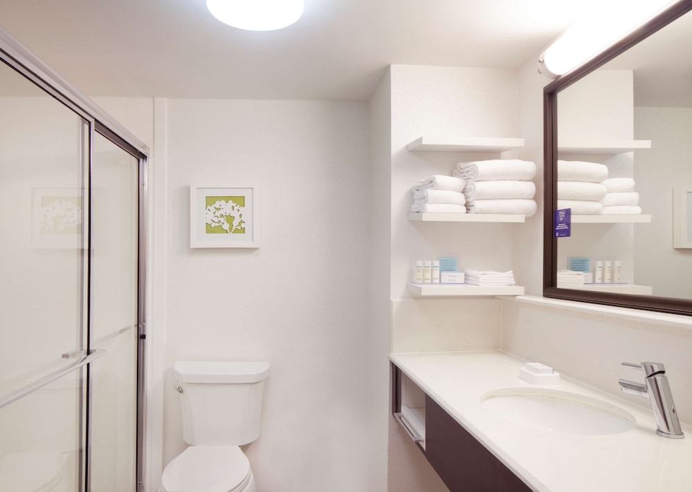 Room, 1 King Bed, Non Smoking (Study) - Photo 2