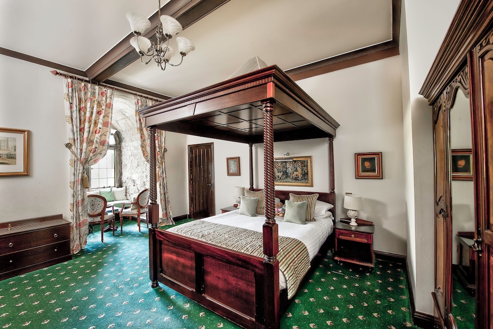The Tindale Suite