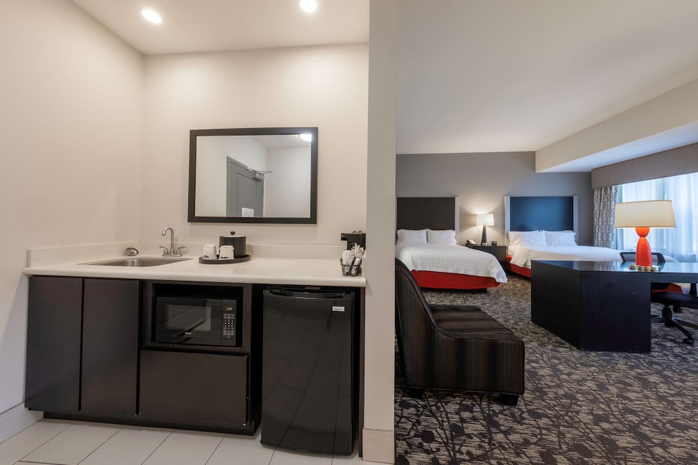 Hampton Inn & Suites DuPont, Zdjęcie 6
