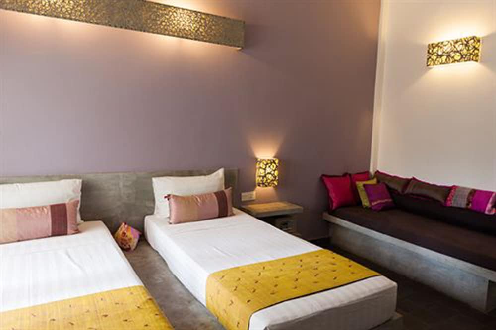 Standard Twin Room photo 3