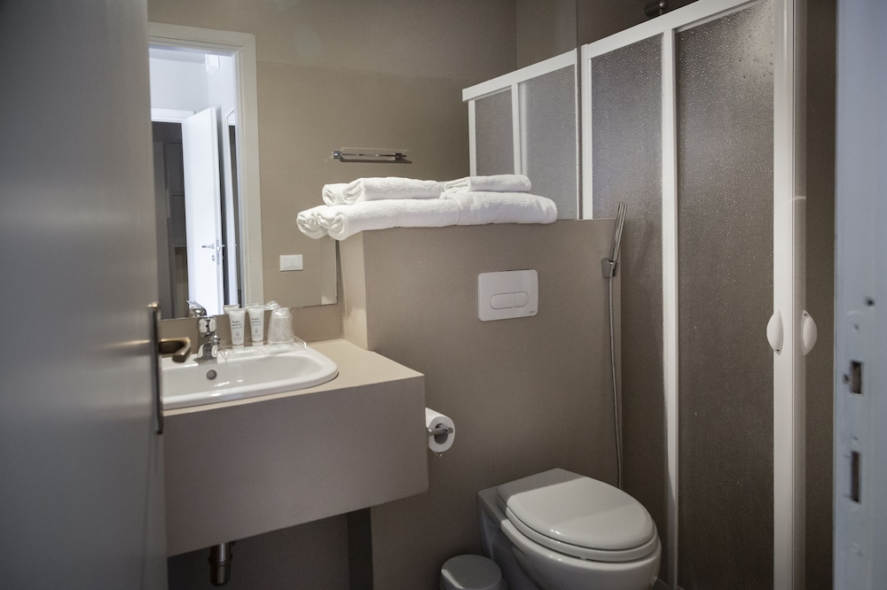 Double Room Single Use photo 3