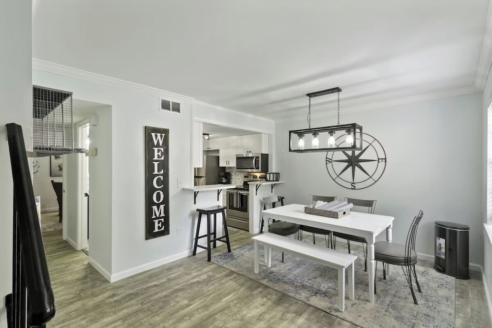 House (2 Bedrooms)
