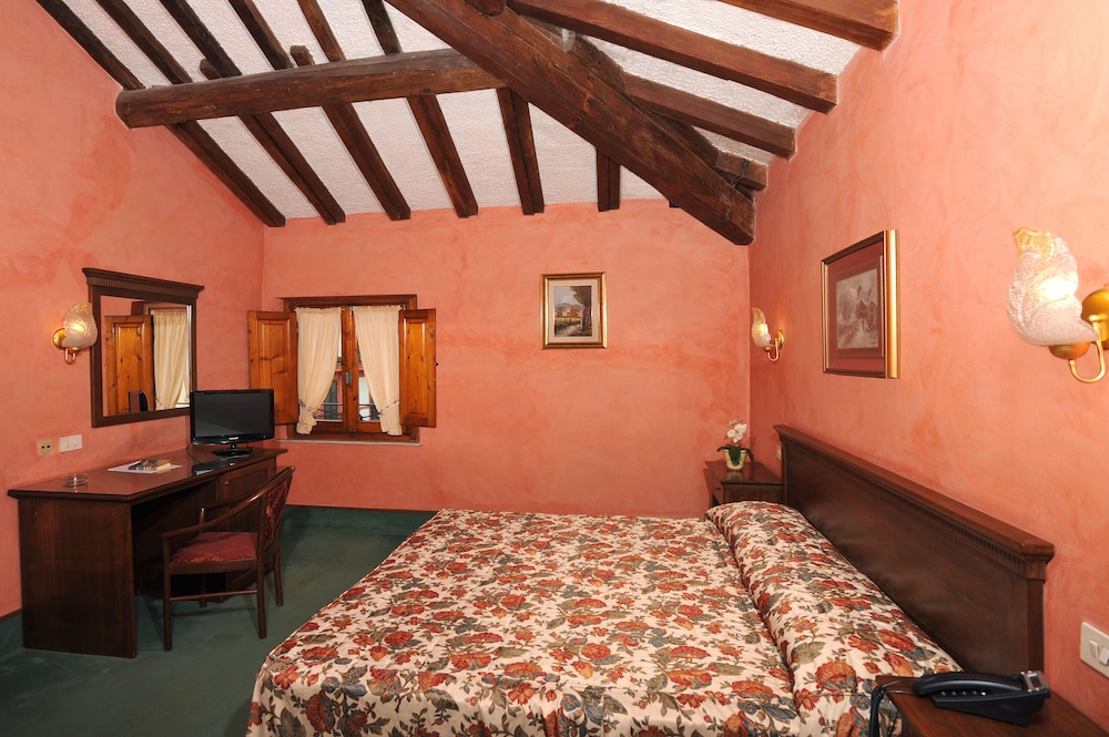 Superior Double Room Single Use photo 2