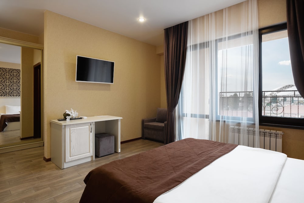 Deluxe Double Room, Balcony photo 2