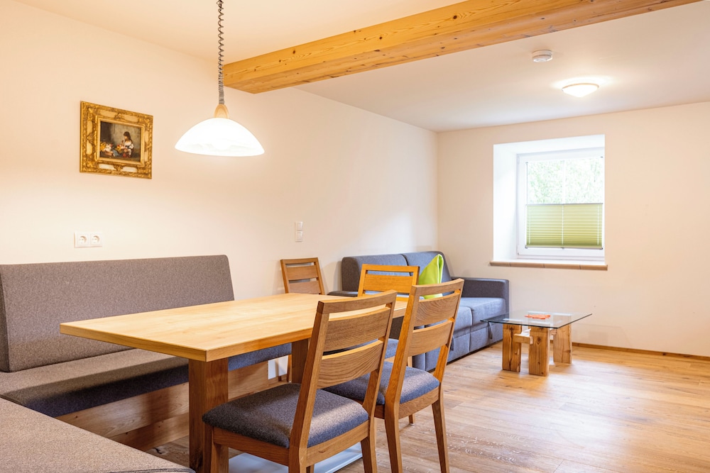 Ferienwohnung #1 mit 2 Schlafzimmern für bis zu 6 Personen