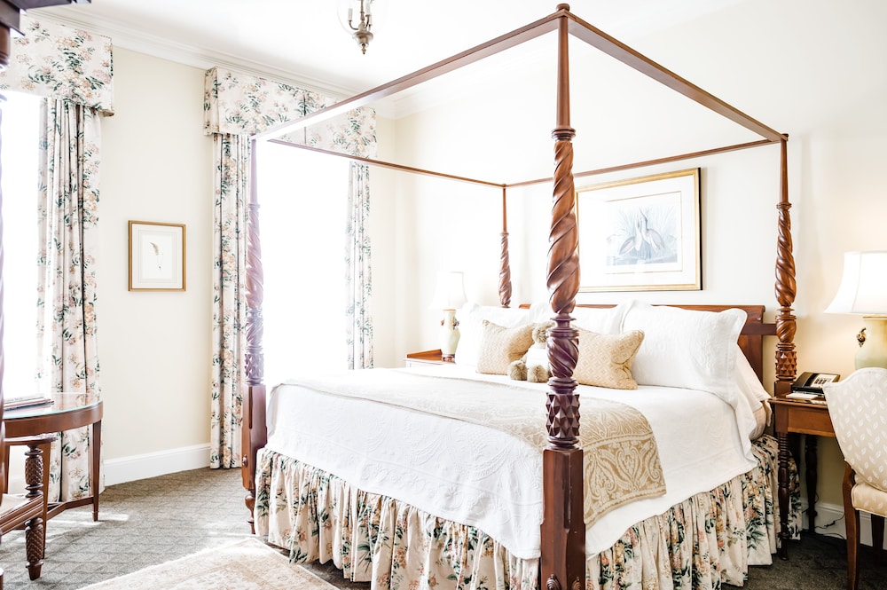 Piazza Room, 1 King Bed photo 1