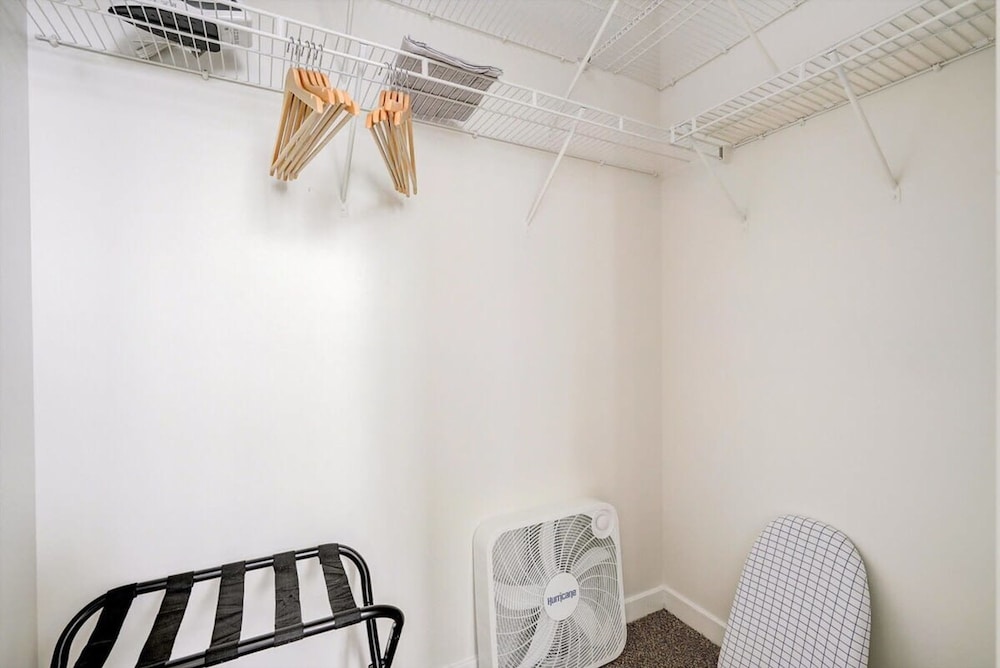 Cozysuites - 2BR With Direct Skybridge Access 5, Billede 29