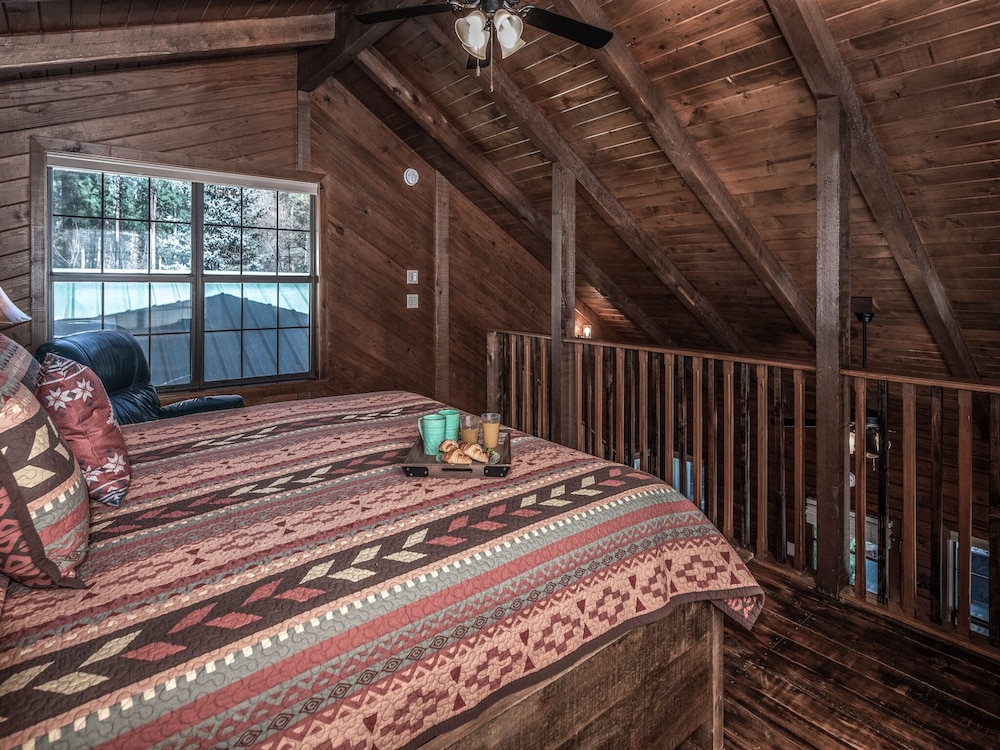 Condo, Multiple Beds, River View (#2 - Pets)