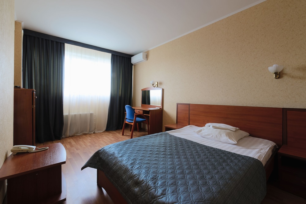 Economy Single Room, Shared Bathroom