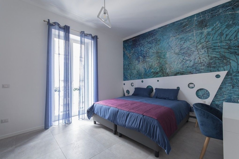 Superior Quadruple Room, 1 Queen Bed with Sofa bed, City View