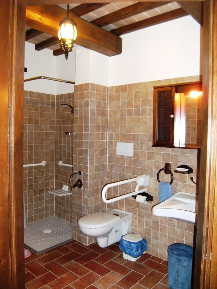 Double Room, Accessible photo 3