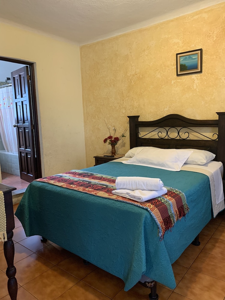 Basic Double Room - Photo 3