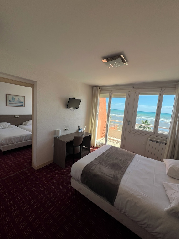 Family Suite, 2 Bedrooms, Sea View