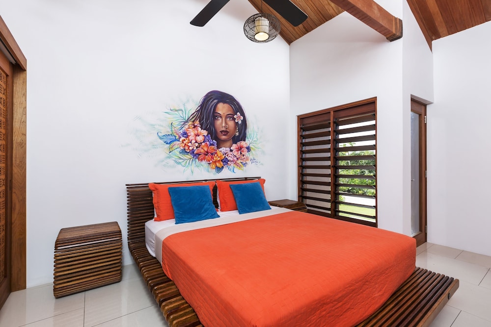 Luxury House, Beach View photo 2