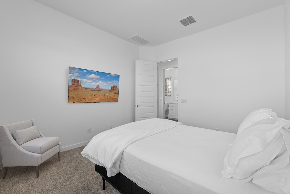 Classic Apartment photo 2