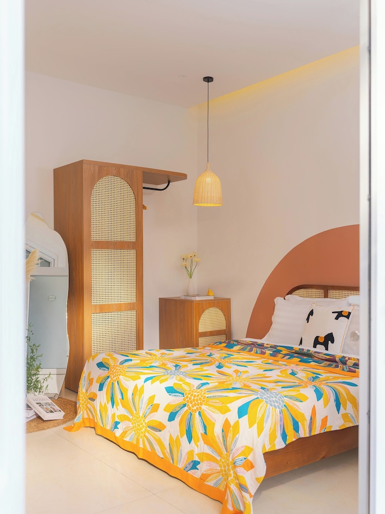 Deluxe Double Room - Photo 19