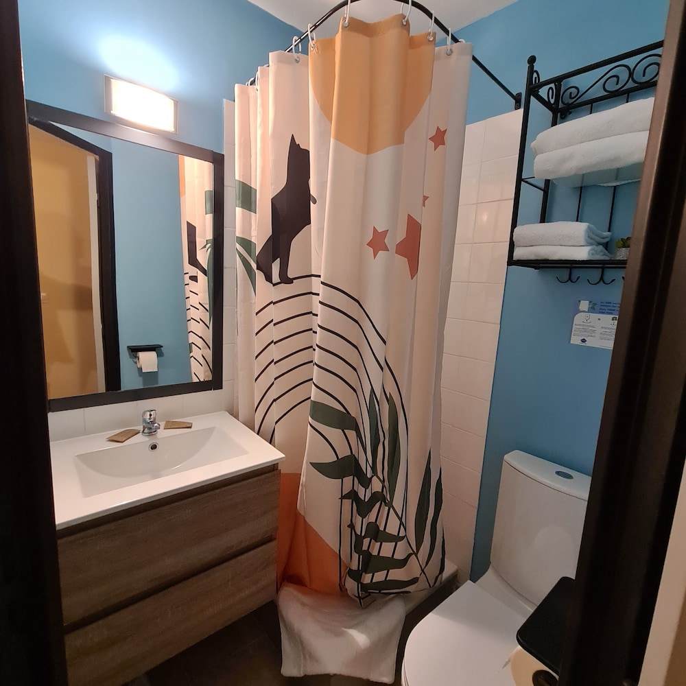 Classic Double Room - Photo 4