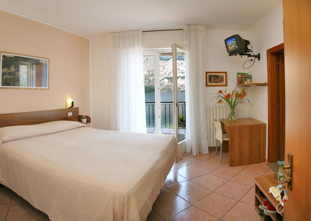 Doppia Comfort, balcone, vista lago