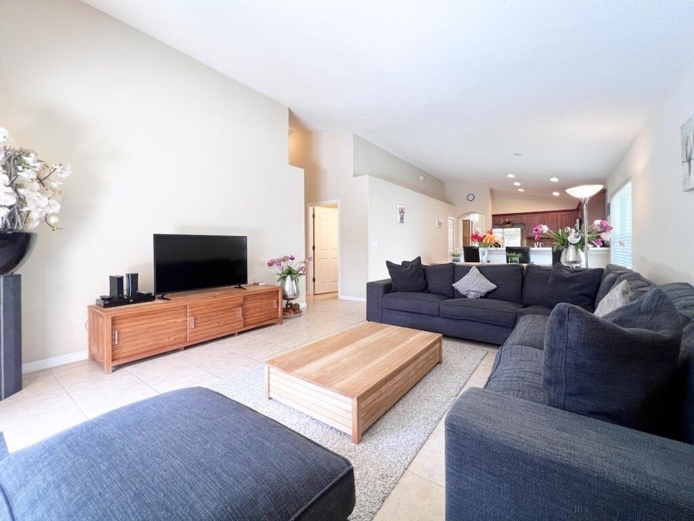 House, 4 Bedrooms
