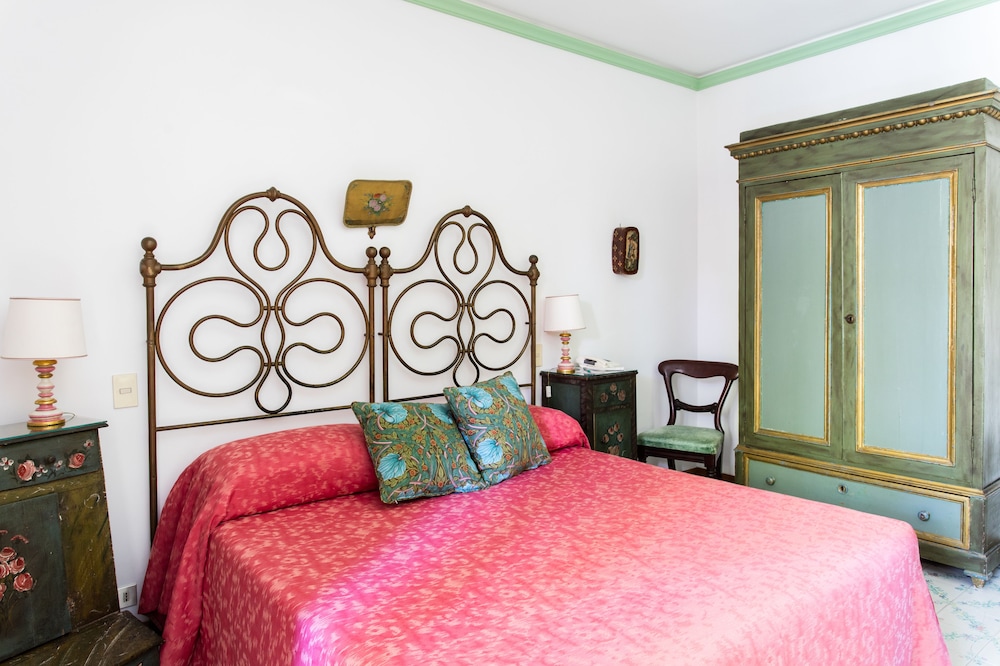 Superior Double or Twin Room - Photo 5