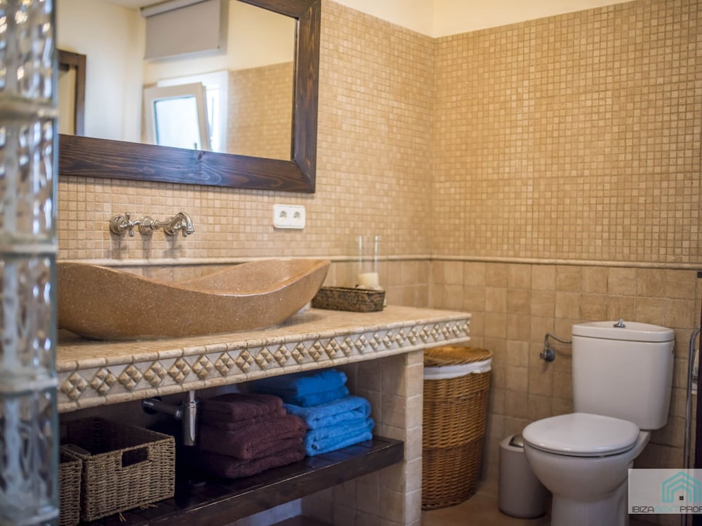 Villa photo 2