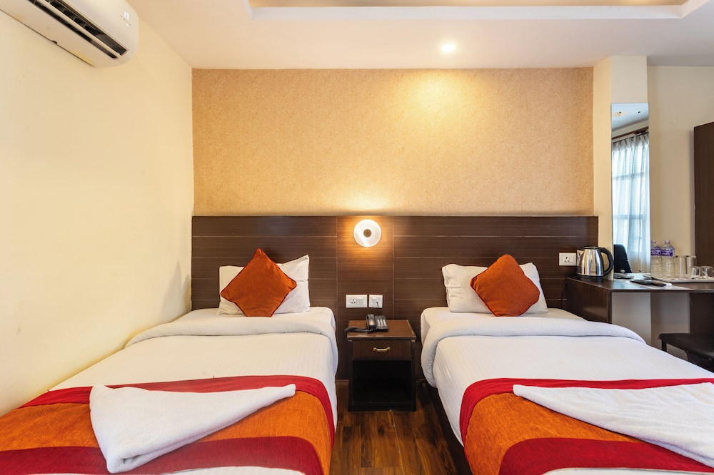Deluxe Twin Room - Photo 6