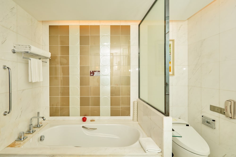Executive Twin Room - Photo 2