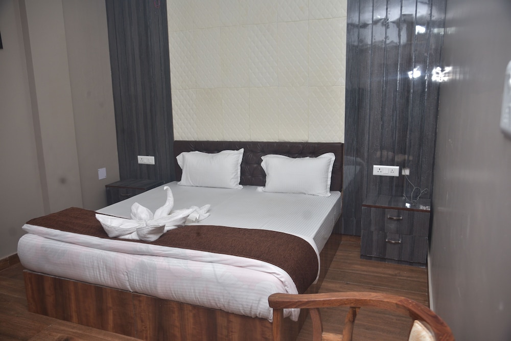 Deluxe Studio Suite photo 2
