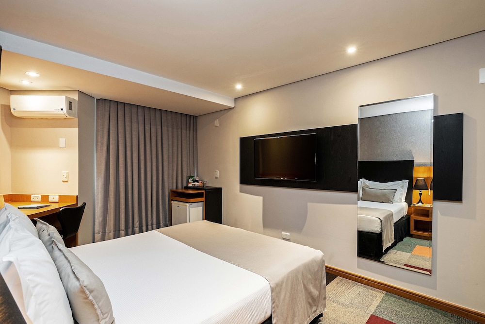 Deluxe Twin Room - Photo 8