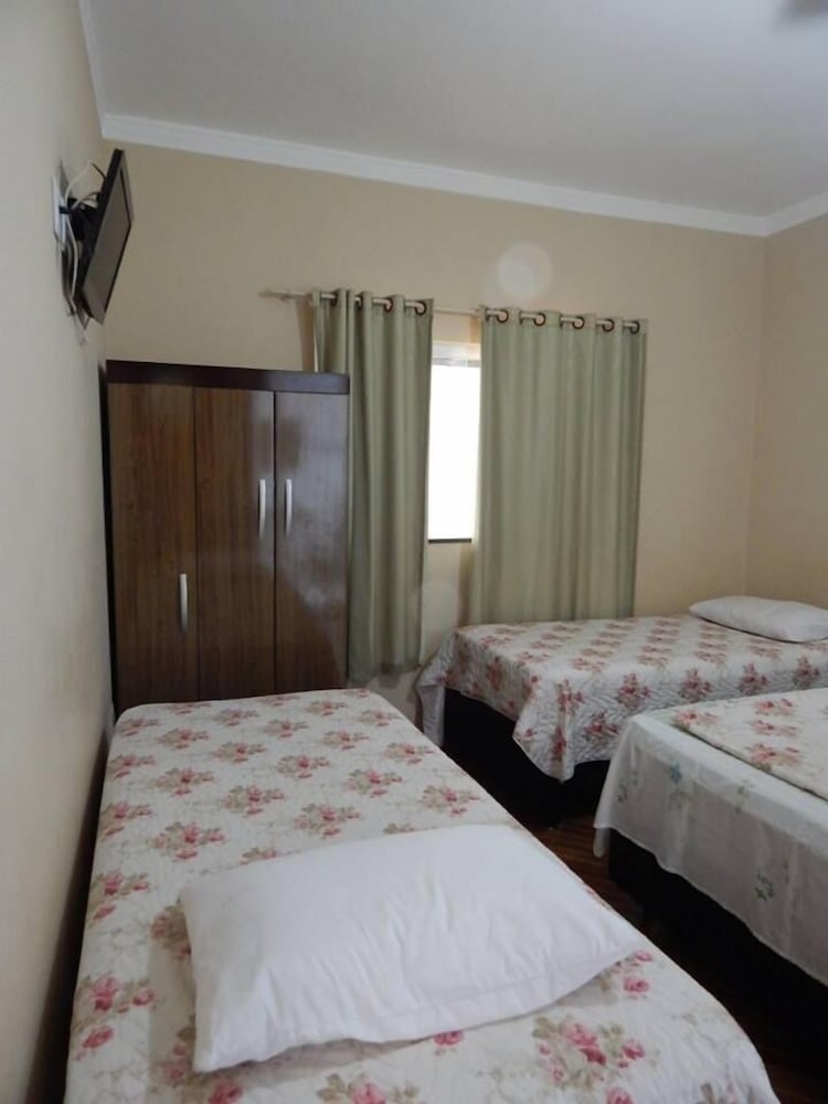 Triple Room, 3 Twin Beds photo 1