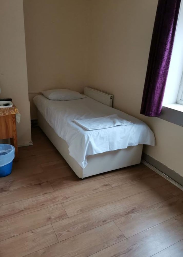 Standard Single Room, 1 Twin Bed (Shared) photo 1
