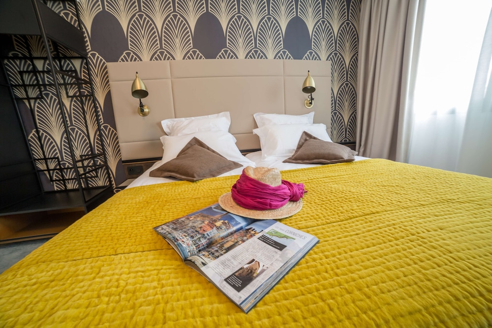 Superior Room, 1 Queen Bed, Non Smoking, Terrace (Twin bed on request) photo 3