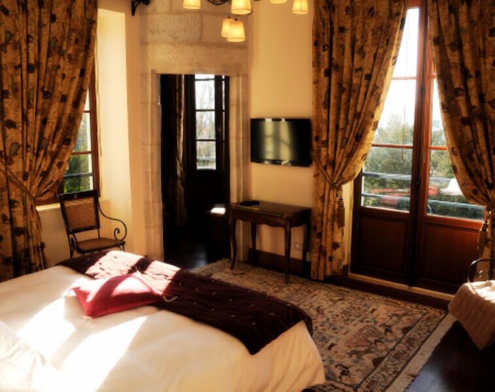 Suite, Non Smoking (Out Of Africa) photo 1