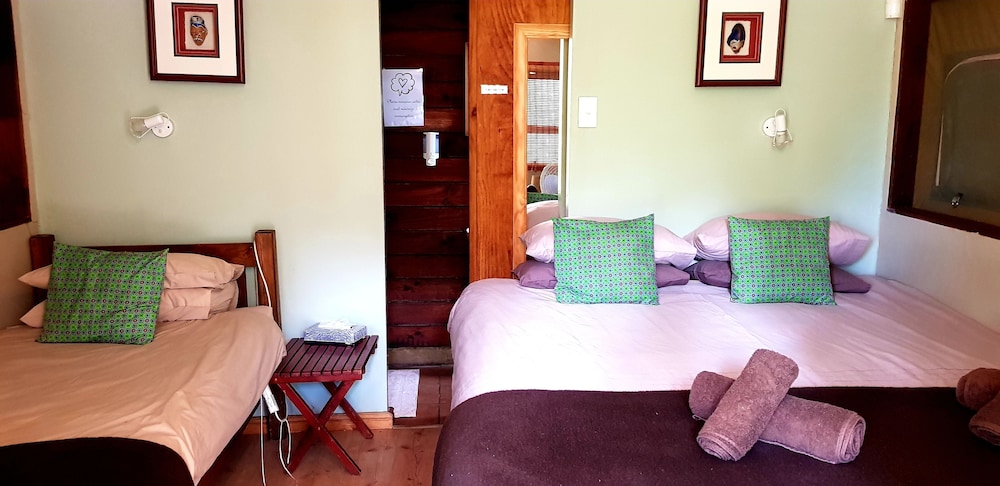 Timber Cabin, Garden - Double Bed