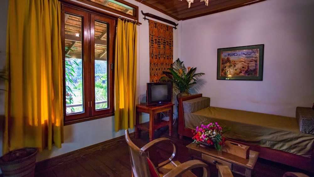Twin Superior Suite (AC & Fan) photo 3