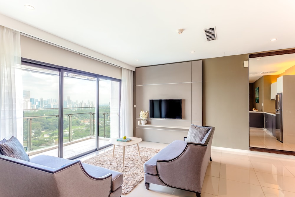Executive Suite, 3 Bedrooms photo 2