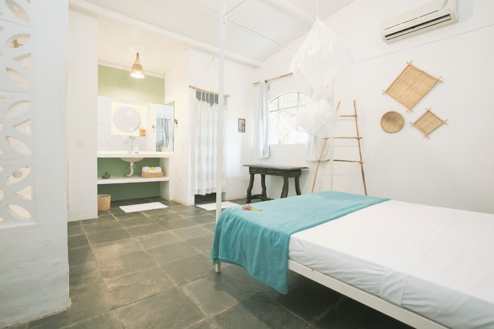 Comfort Suite photo 1
