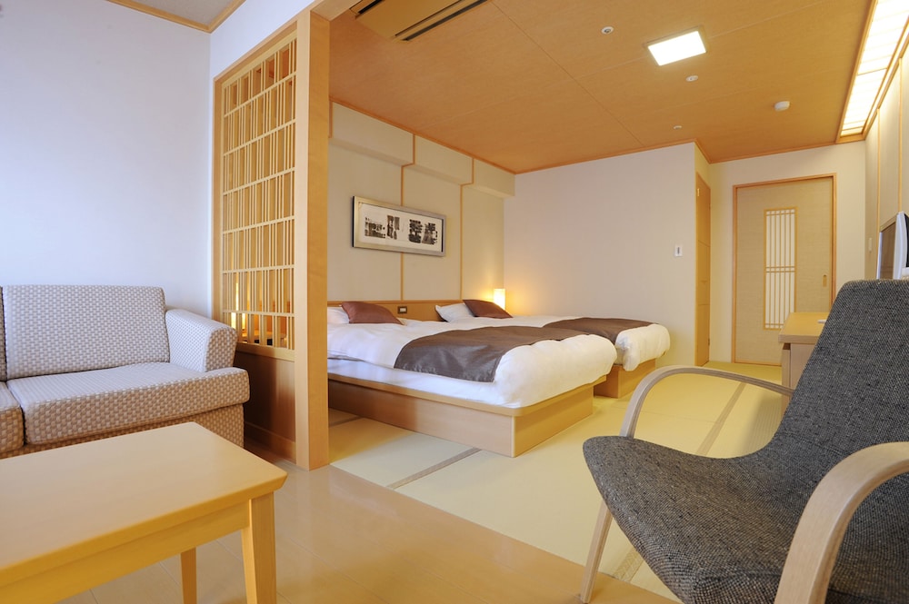 [Breakfast/Dinner Buffet included] Yukihotaru Twin Room, Non Smoking photo 3