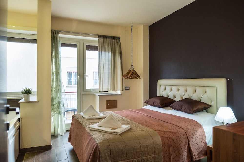 Luxury Double Room, 1 Queen Bed photo 2
