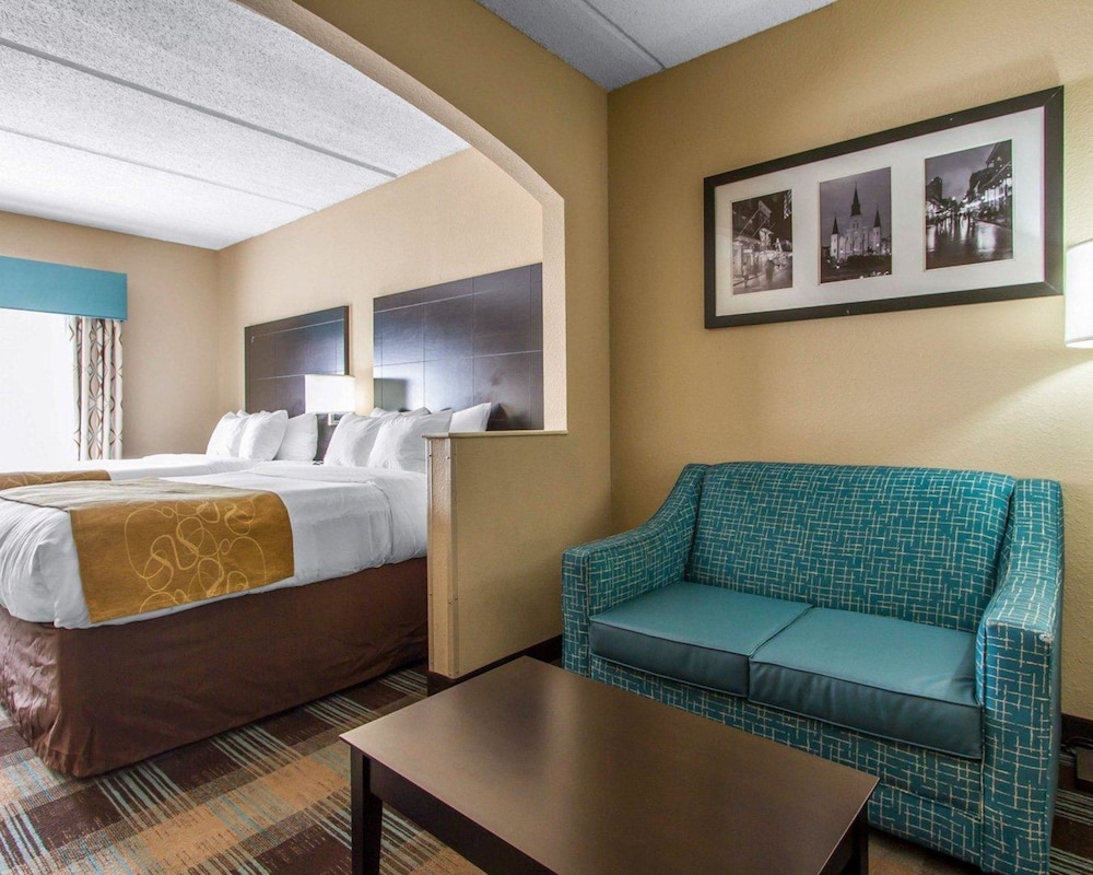 Suite, 2 Queen Beds, Non Smoking photo 3