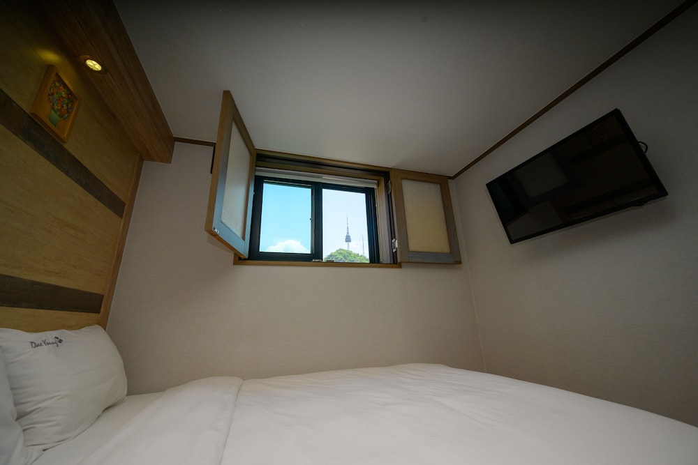 Deluxe Double Room, 1 Queen Bed — the supplier's photographs — photo 6