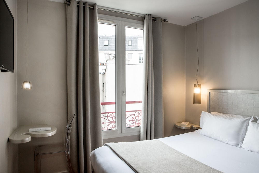 Classic Double Room Single Use, 1 Double Bed photo 2
